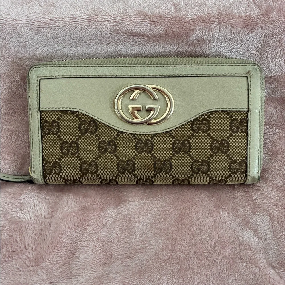 Gucci Beige and Brown GG Canvas Women’s Wallet Vintage - Picture 1 of 12